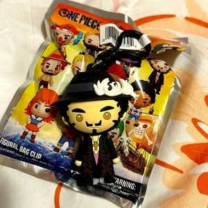 Netflix One Piece Dracule Mihawk Blind Bag Bag Clip Figure
